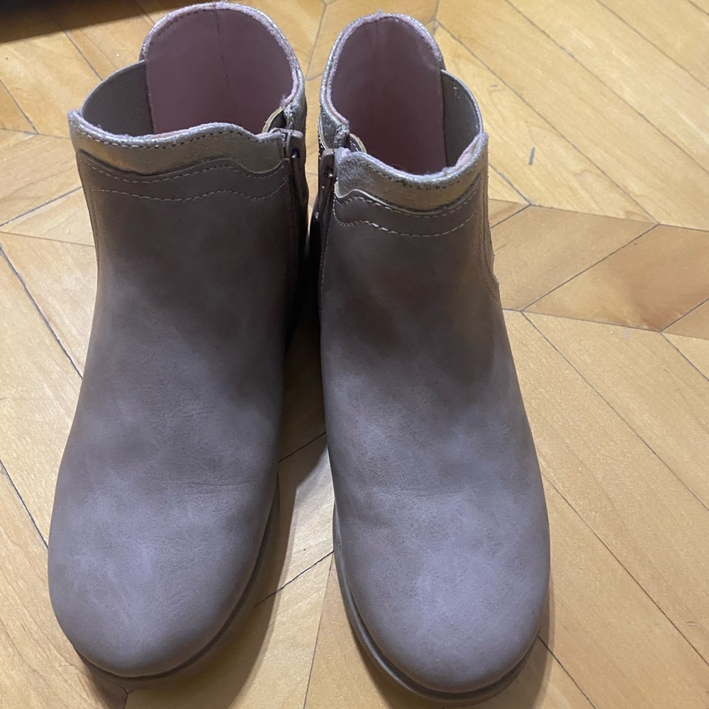 girls taupe ankle boot